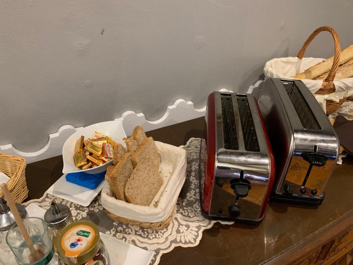 Hotel L'embleme - Boutique Beaurepaire (Isere)